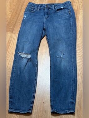 ⭐️ Silver Jeans Co Avery Skinny Crop Distressed Ripped Jeans | Women’s W30 L26